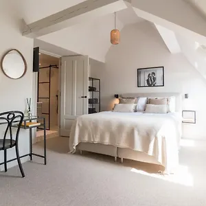 Bed & Breakfast Empire Garden View **
