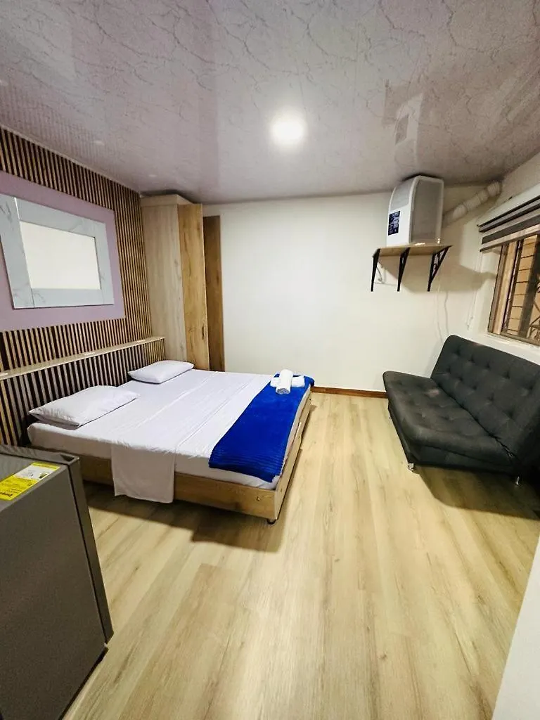 Hotel Lares 70 Laureles Medellin Colombia