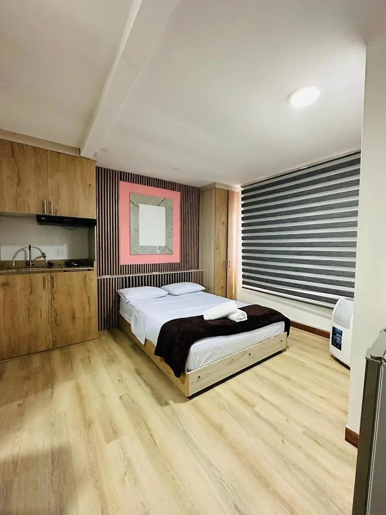 Hotel Lares 70 Laureles Medellin