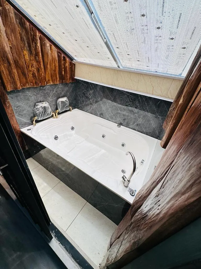 Hotel Lares 70 Laureles Medellin