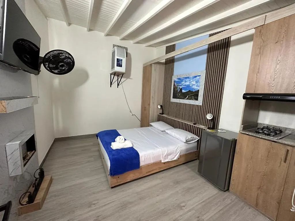 Hotel Lares 70 Laureles Medellin